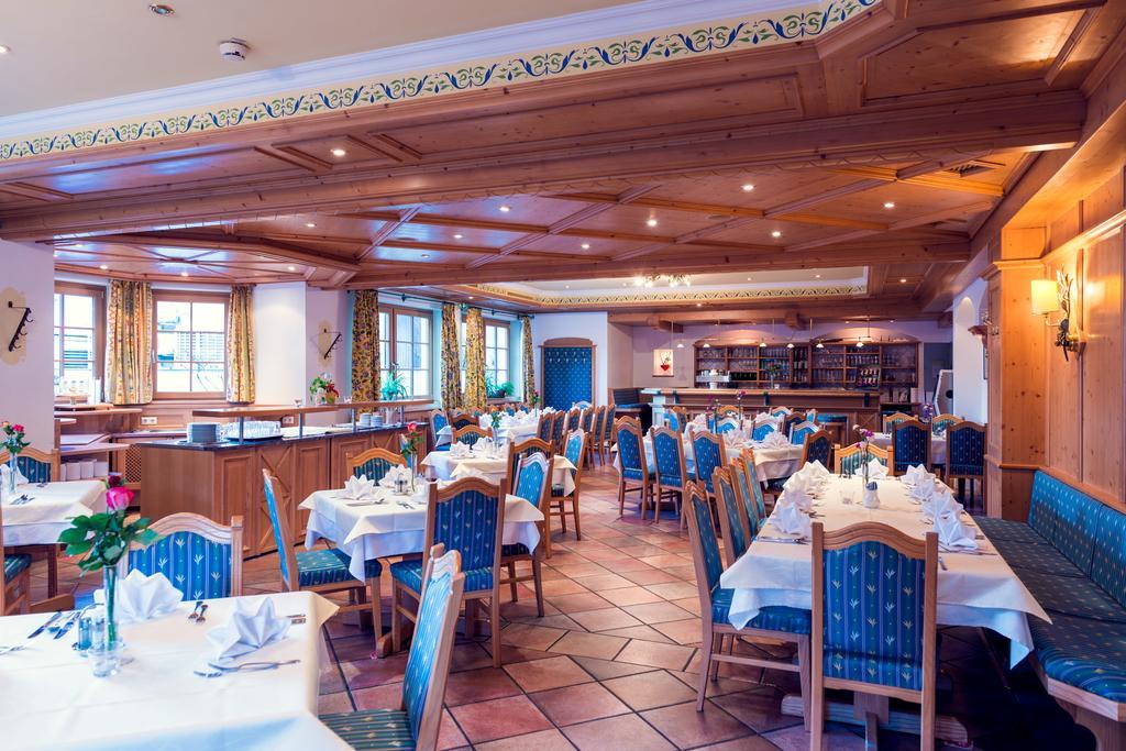 Hotel Restaurant Stoecklwirt Санкт-Йохан Экстерьер фото